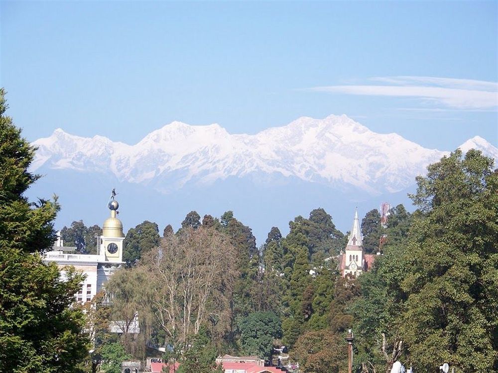 Old - Main Bellevue Heritage Hotel Darjeeling  Extérieur photo