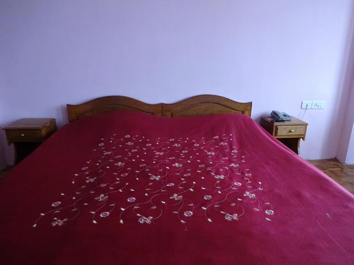 Old - Main Bellevue Heritage Hotel Darjeeling  Extérieur photo