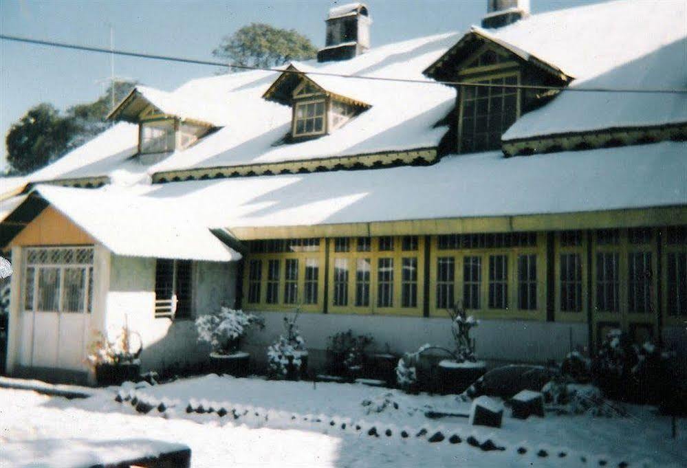 Old - Main Bellevue Heritage Hotel Darjeeling  Extérieur photo