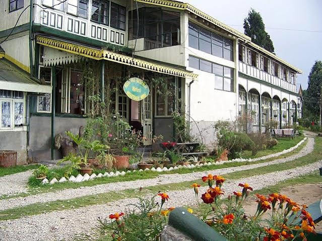Old - Main Bellevue Heritage Hotel Darjeeling  Extérieur photo